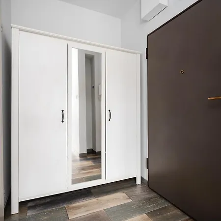 Obywatelska Comfort By Bookinghost *